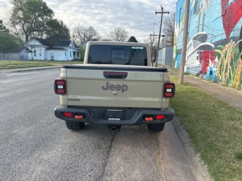 More photos of 2020 Jeep Gladiator Mojave at D3 Auto Sales - Des Arc, AR, AR