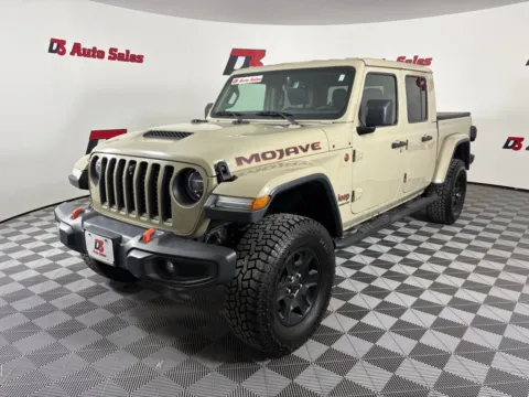 Photos of 2020 Jeep Gladiator Mojave for sale in Des Arc, AR at D3 Auto Sales - Des Arc, AR