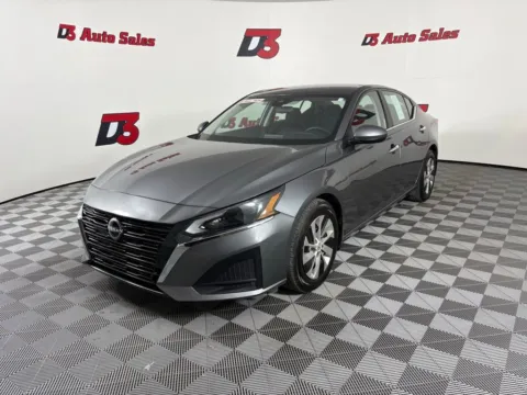 Photos of 2023 Nissan Altima 2.5 S for sale in Des Arc, AR at D3 Auto Sales - Des Arc, AR