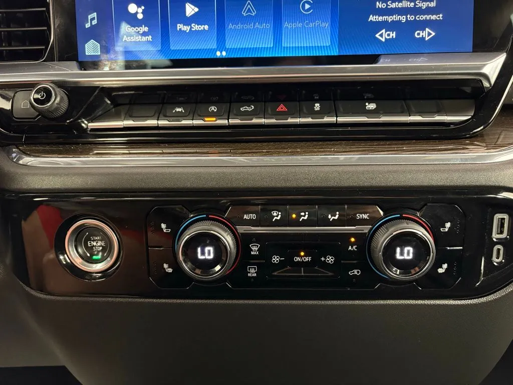 Chevrolet Silverado photo 29