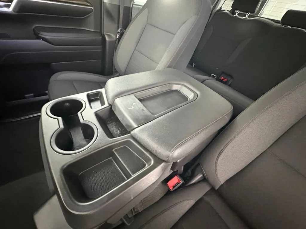Chevrolet Silverado photo 33