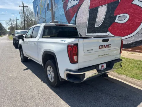 More photos of 2021 GMC Sierra 1500 SLE at D3 Auto Sales - Des Arc, AR, AR