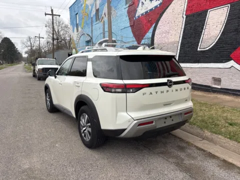 More photos of 2022 Nissan Pathfinder SL at D3 Auto Sales - Des Arc, AR, AR