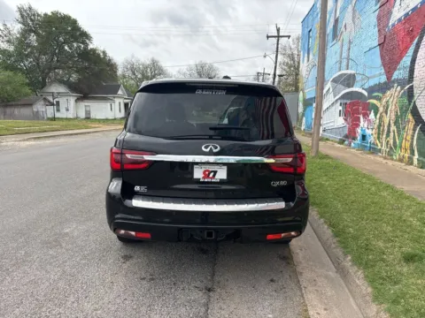 More photos of 2019 INFINITI QX80 LUXE at D3 Auto Sales - Des Arc, AR, AR