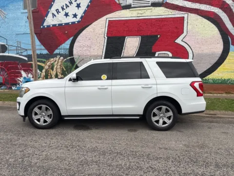 Another view of 2020 Ford Expedition XLT for sale in Des Arc, AR at D3 Auto Sales - Des Arc, AR