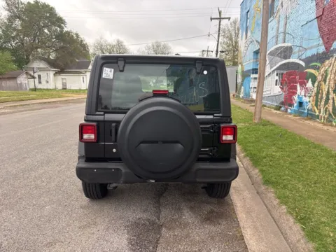 More photos of 2018 Jeep Wrangler Unlimited Sport at D3 Auto Sales - Des Arc, AR, AR