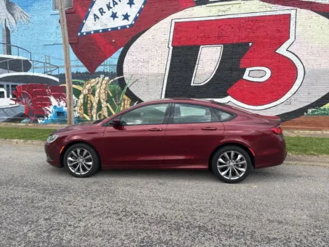 Another view of 2015 Chrysler 200 S for sale in Des Arc, AR at D3 Auto Sales - Des Arc, AR
