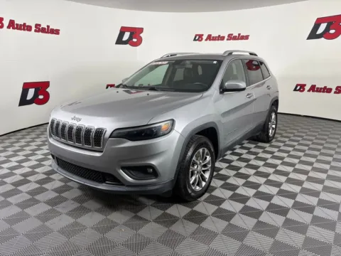 Photos of 2019 Jeep Cherokee Latitude Plus for sale in Des Arc, AR at D3 Auto Sales - Des Arc, AR