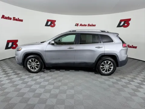 Another view of 2019 Jeep Cherokee Latitude Plus for sale in Des Arc, AR at D3 Auto Sales - Des Arc, AR