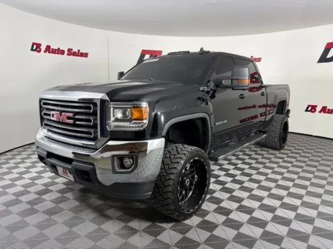 Photos of 2018 GMC Sierra 2500HD SLE for sale in Des Arc, AR at D3 Auto Sales - Des Arc, AR