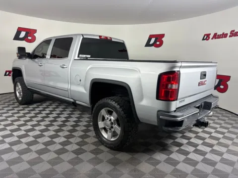 More photos of 2016 GMC Sierra 2500HD SLT at D3 Auto Sales - Des Arc, AR, AR
