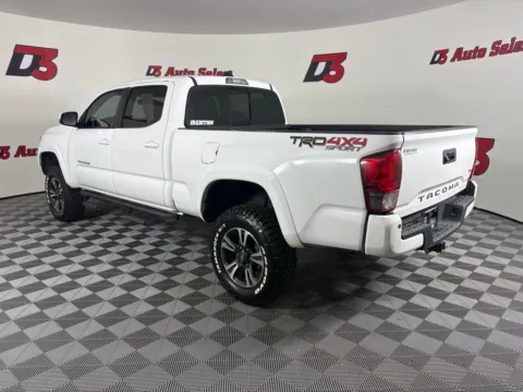 More photos of 2017 Toyota Tacoma TRD Sport at D3 Auto Sales - Des Arc, AR, AR