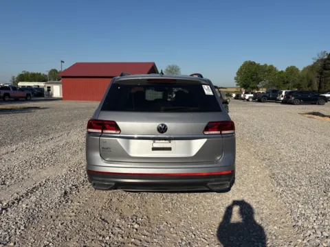 More photos of 2022 Volkswagen Atlas 2.0T SE at D3 Auto Sales - Des Arc, AR, AR