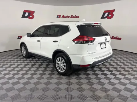 More photos of 2017 Nissan Rogue S at D3 Auto Sales - Des Arc, AR, AR