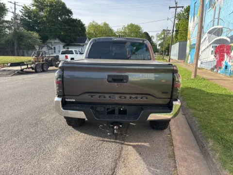 More photos of 2021 Toyota Tacoma TRD Off-Road at D3 Auto Sales - Des Arc, AR, AR