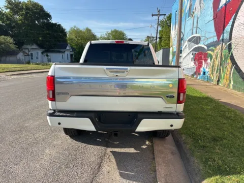 More photos of 2018 Ford F-150 Platinum at D3 Auto Sales - Des Arc, AR, AR