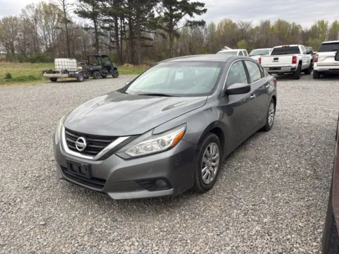 More photos of 2017 Nissan Altima 2.5 at D3 Auto Sales - Des Arc, AR, AR