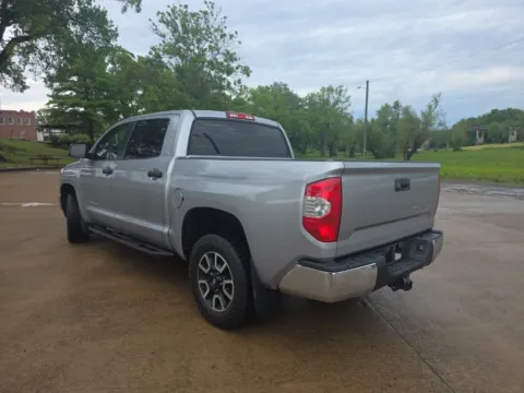 More photos of 2018 Toyota Tundra SR5 at D3 Auto Sales - Des Arc, AR, AR