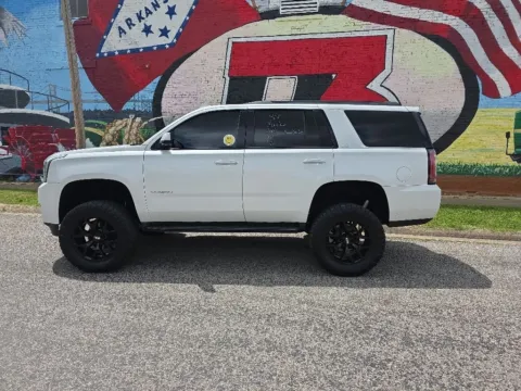 Another view of 2020 GMC Yukon SLT for sale in Des Arc, AR at D3 Auto Sales - Des Arc, AR