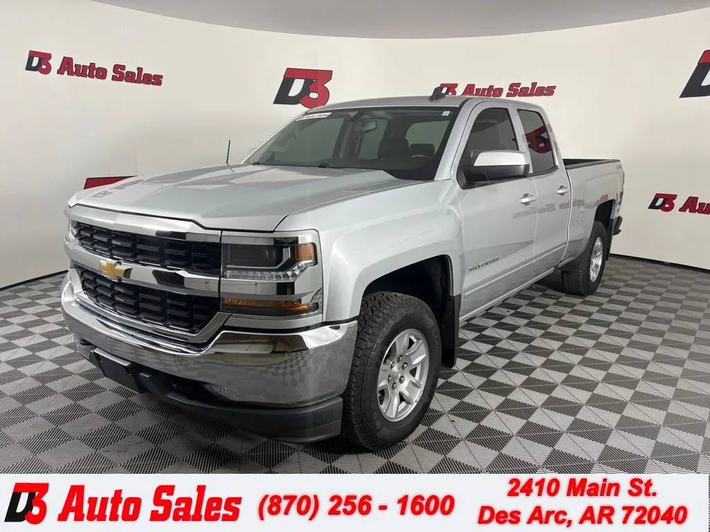 Silver 2018 Chevrolet Silverado 1500 LT for sale in Des Arc, AR