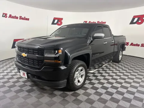 Photos of 2017 Chevrolet Silverado 1500 Custom for sale in Des Arc, AR at D3 Auto Sales - Des Arc, AR
