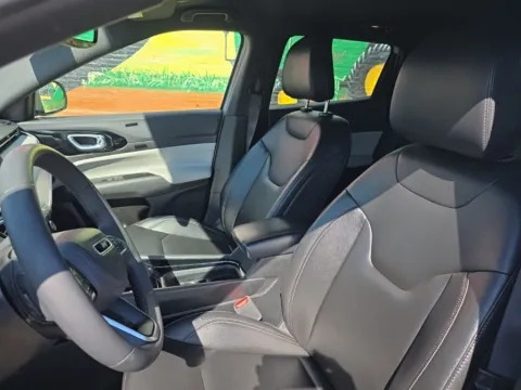 More photos of 2025 Jeep Compass Limited at D3 Auto Sales - Des Arc, AR, AR