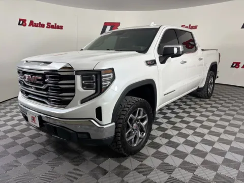More photos of 2022 GMC Sierra 1500 SLT at D3 Auto Sales - Des Arc, AR, AR