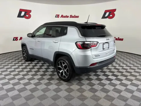 More photos of 2025 Jeep Compass Limited at D3 Auto Sales - Des Arc, AR, AR