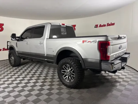 More photos of 2019 Ford F-250SD Lariat at D3 Auto Sales - Des Arc, AR, AR