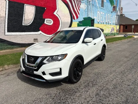Photos of 2018 Nissan Rogue S for sale in Des Arc, AR at D3 Auto Sales - Des Arc, AR
