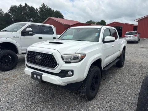 Photos of 2018 Toyota Tacoma for sale in Des Arc, AR at D3 Auto Sales - Des Arc, AR