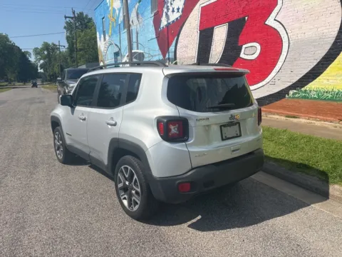 More photos of 2018 Jeep Renegade Latitude at D3 Auto Sales - Des Arc, AR, AR