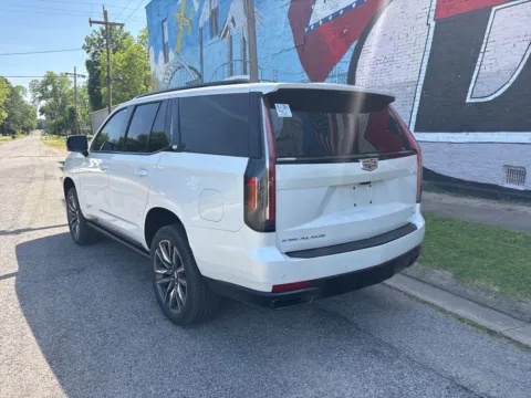 More photos of 2022 Cadillac Escalade Sport Platinum at D3 Auto Sales - Des Arc, AR, AR