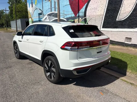 More photos of 2025 Volkswagen Atlas Cross Sport 2.0T SE w/Technology at D3 Auto Sales - Des Arc, AR, AR