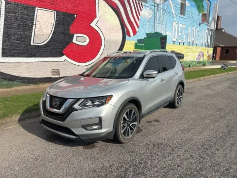 Photos of 2017 Nissan Rogue SL for sale in Des Arc, AR at D3 Auto Sales - Des Arc, AR
