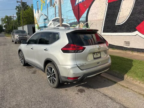 More photos of 2017 Nissan Rogue SL at D3 Auto Sales - Des Arc, AR, AR