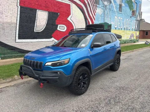 Photos of 2019 Jeep Cherokee Trailhawk for sale in Des Arc, AR at D3 Auto Sales - Des Arc, AR