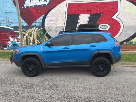 Another view of 2019 Jeep Cherokee Trailhawk for sale in Des Arc, AR at D3 Auto Sales - Des Arc, AR