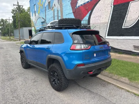 More photos of 2019 Jeep Cherokee Trailhawk at D3 Auto Sales - Des Arc, AR, AR