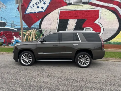 Another view of 2020 Cadillac Escalade Luxury for sale in Des Arc, AR at D3 Auto Sales - Des Arc, AR