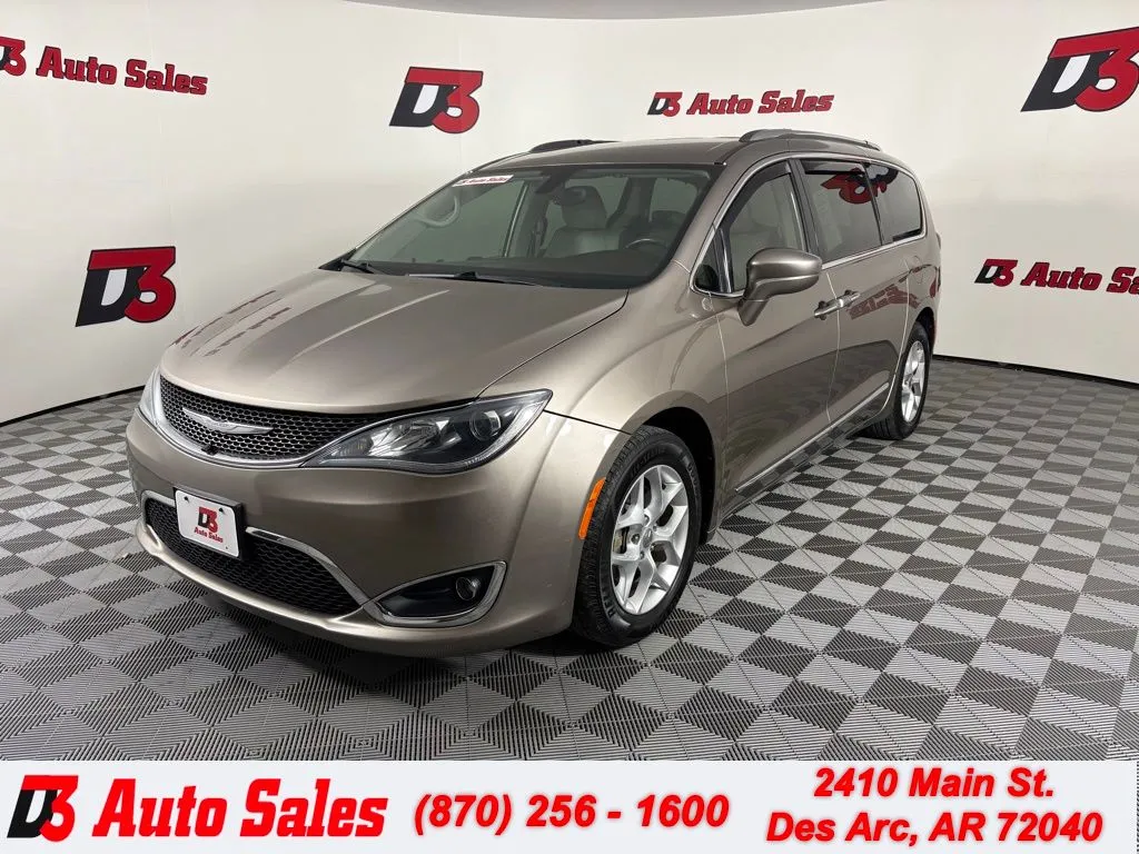 Silver 2018 Chrysler Pacifica Touring L Plus for sale in Des Arc, AR