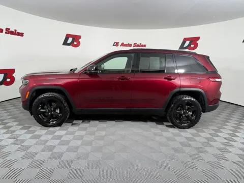 Another view of 2024 Jeep Grand Cherokee Altitude for sale in Des Arc, AR at D3 Auto Sales - Des Arc, AR