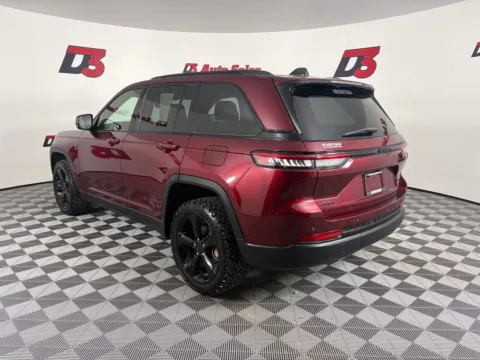 More photos of 2024 Jeep Grand Cherokee Altitude at D3 Auto Sales - Des Arc, AR, AR