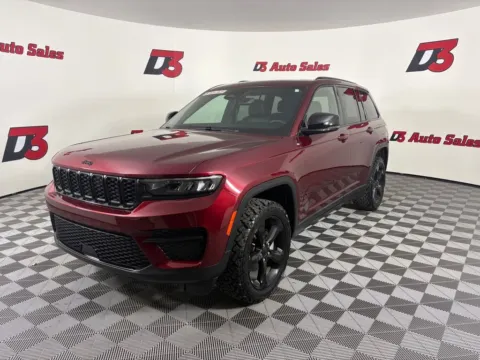 Photos of 2024 Jeep Grand Cherokee Altitude for sale in Des Arc, AR at D3 Auto Sales - Des Arc, AR