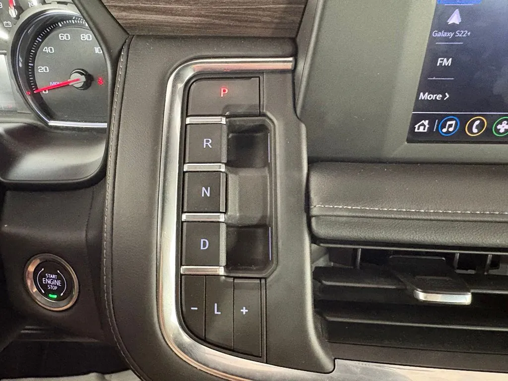 Chevrolet Tahoe photo 25