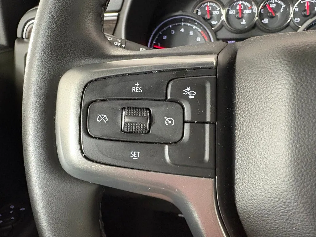 Chevrolet Tahoe photo 19