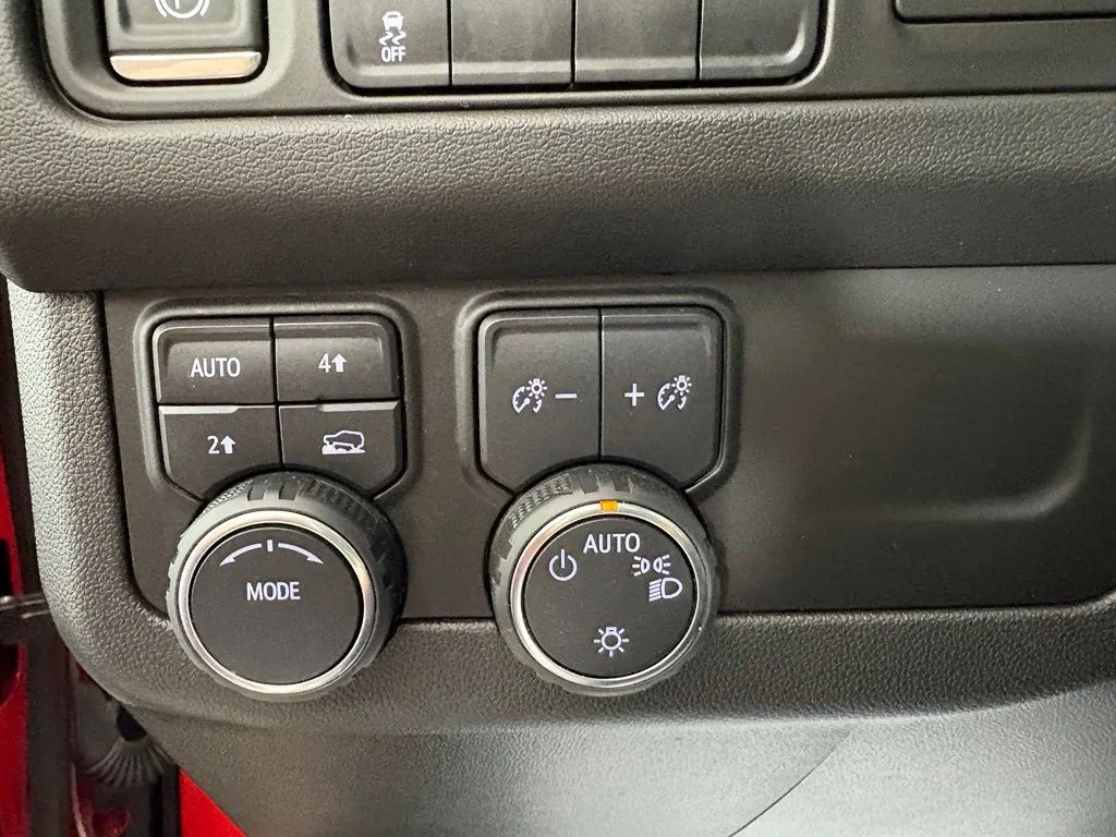 Chevrolet Tahoe photo 17