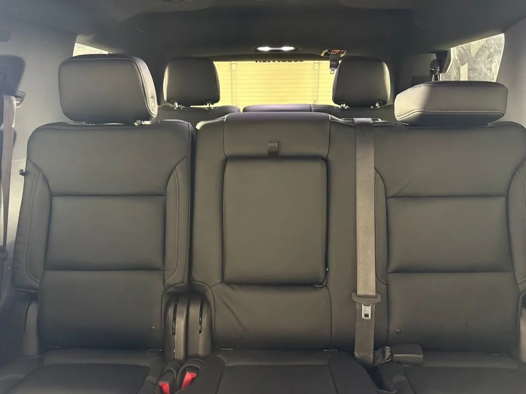 Chevrolet Tahoe photo 38