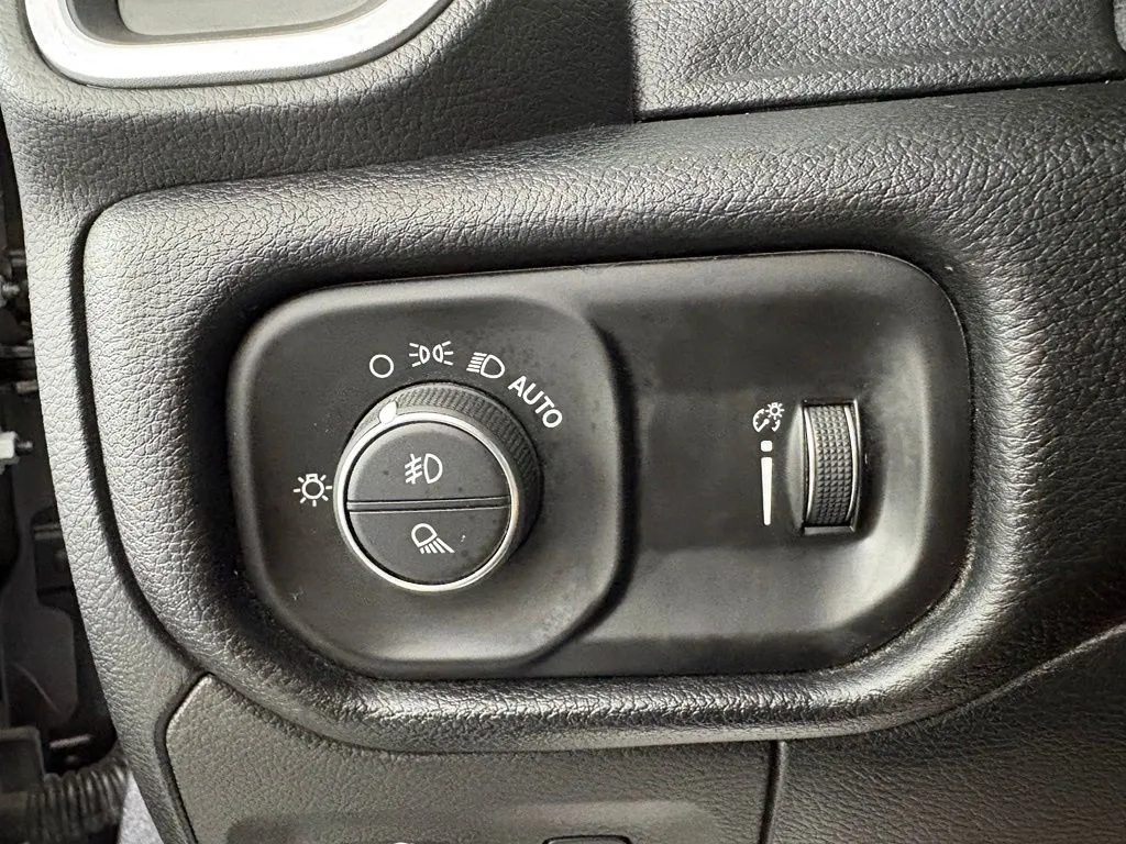 Ram 1500 photo 19