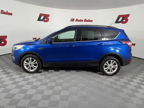 Another view of 2018 Ford Escape SE for sale in Des Arc, AR at D3 Auto Sales - Des Arc, AR
